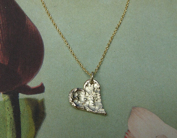 Geelgouden Hart hanger. Gedenksieraad. Yellow gold Heart pendant. Commemorative jewel. Oogst Amsterdam goudsmid.