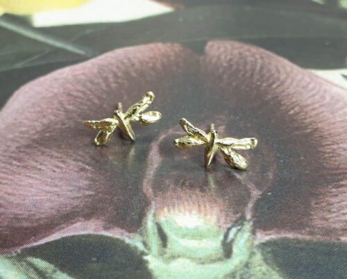 Geelgouden oorsieraden Insecten, libelle. Yellow gold ear stud Insects Dragonfly. Oogst goudsmid Amsterdam