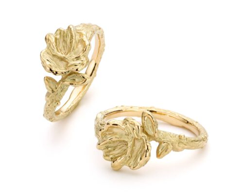 Ring geelgouden japonais bloesem. Ring yellow gold Japonais blossoms. Oogst goudsmid Amsterdam.