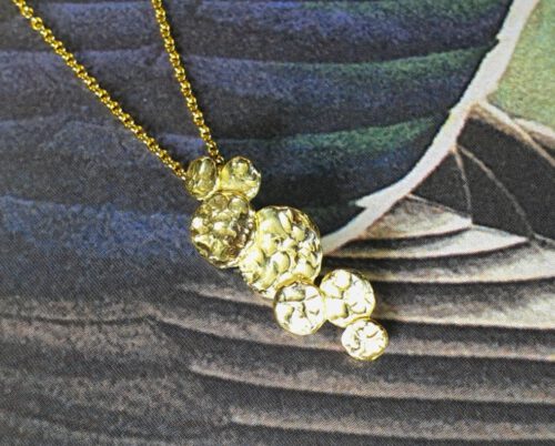 Yellow gold 'Circles' pendant.  Oogst goldsmith Amsterdam