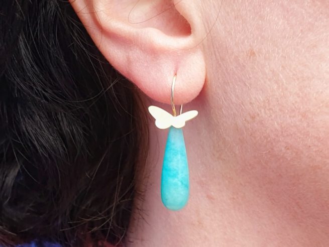 Yellow gold 'Insects' earrings with butterflies and amazonite drops.  Oogst goldsmith Amsterdam.